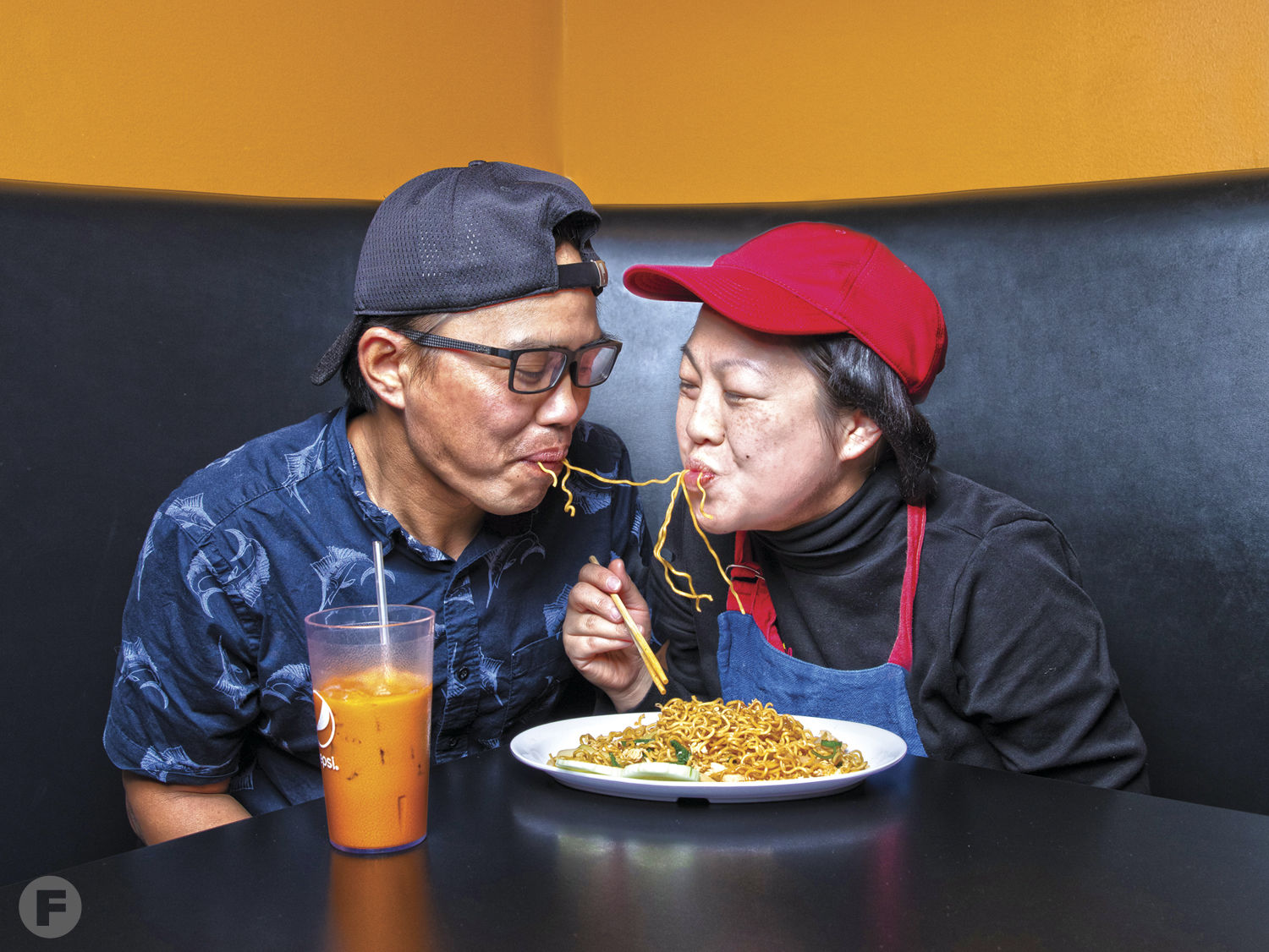 Sai Tai and Nang Lont, Tiger Chef